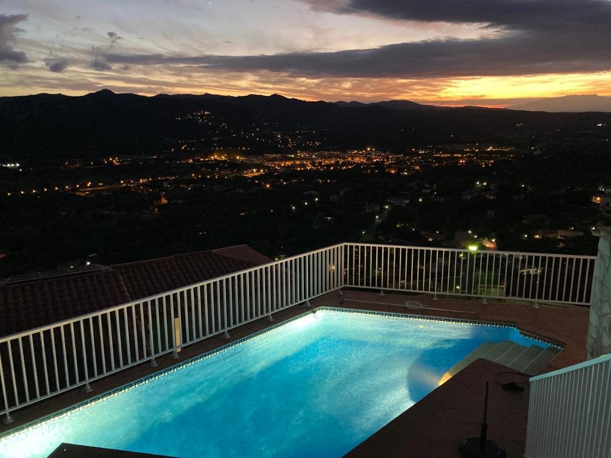 Villa Gardenia Mit Pool Und Traumhaftem Meerblick Санта-Кристина-де-Аро Экстерьер фото