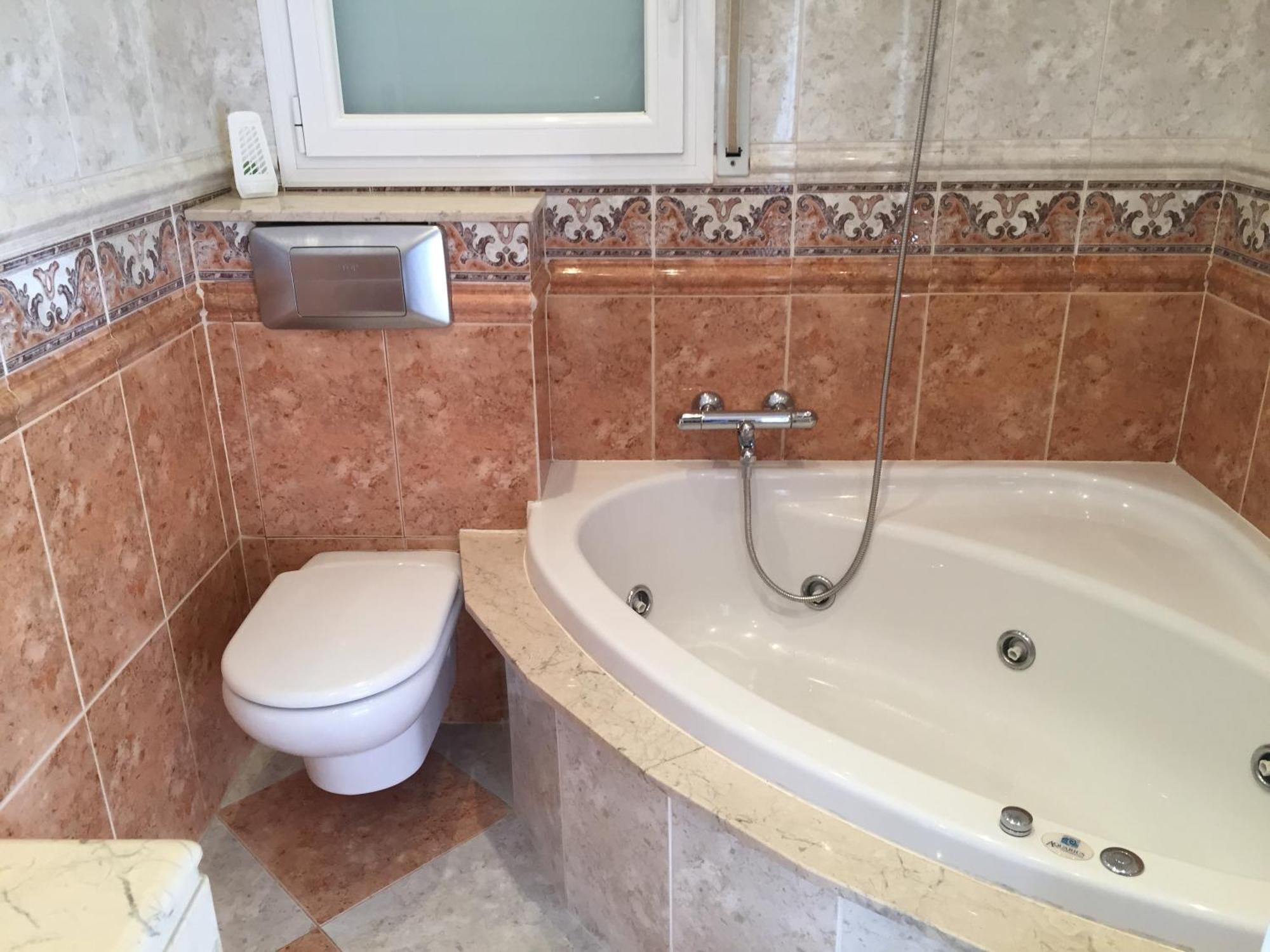 Villa Gardenia Mit Pool Und Traumhaftem Meerblick Санта-Кристина-де-Аро Экстерьер фото